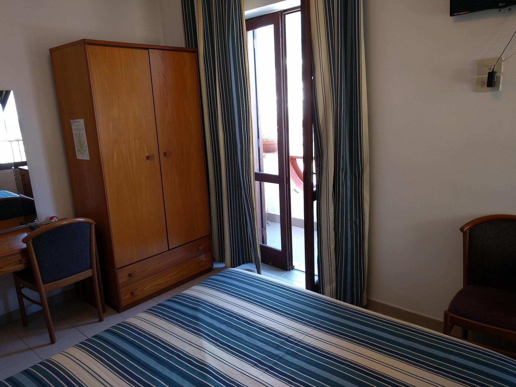 Hotel Conte - S. Angelo Bay Serrara Fontana Kültér fotó