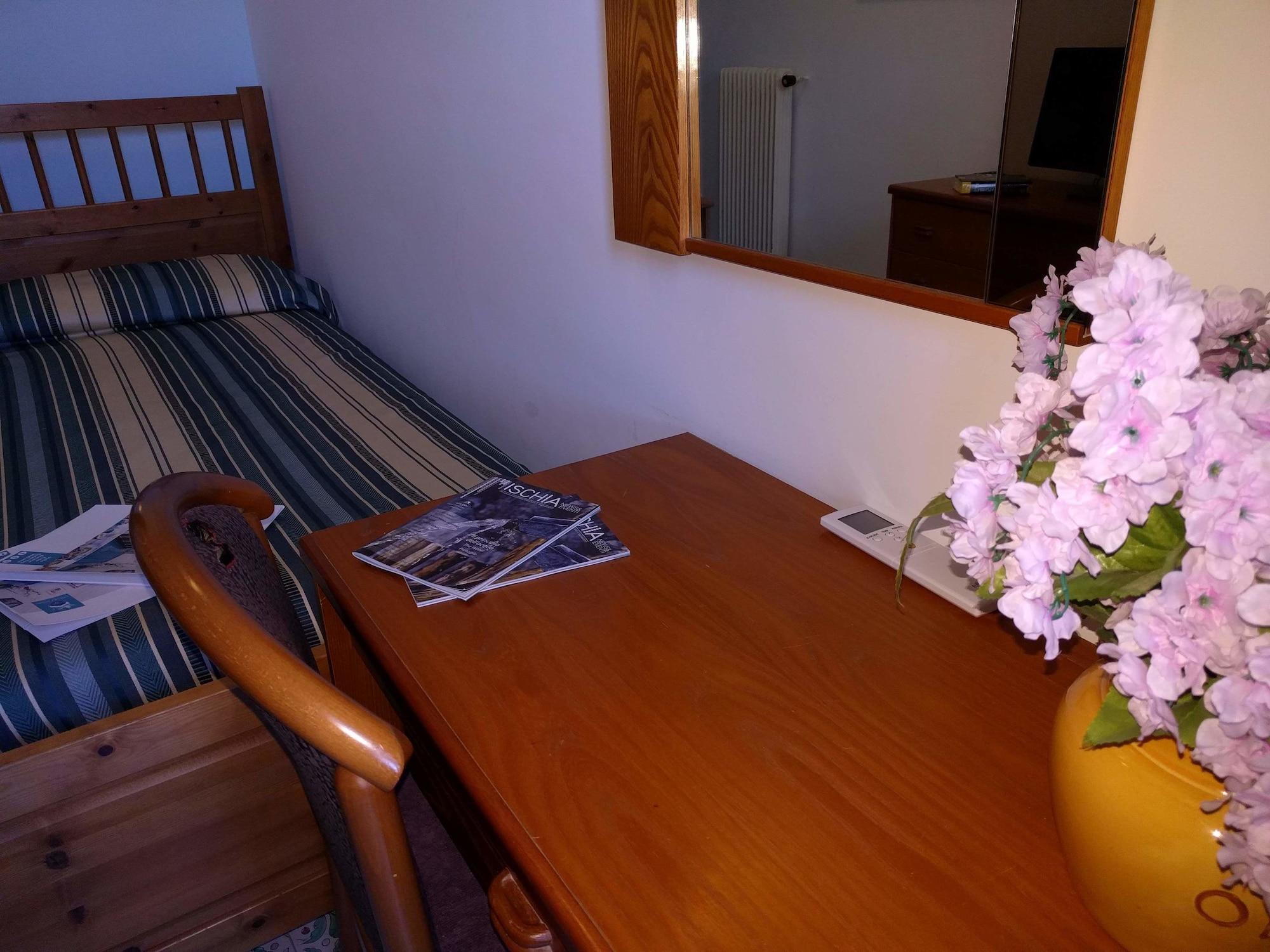Hotel Conte - S. Angelo Bay Serrara Fontana Kültér fotó