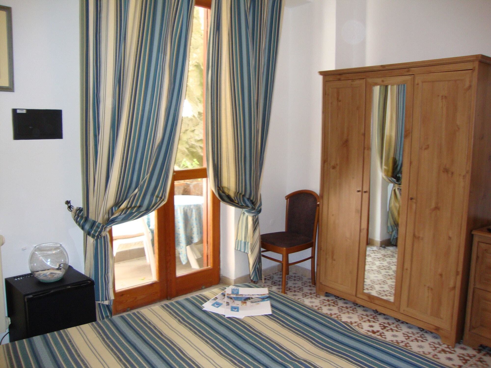 Hotel Conte - S. Angelo Bay Serrara Fontana Kültér fotó